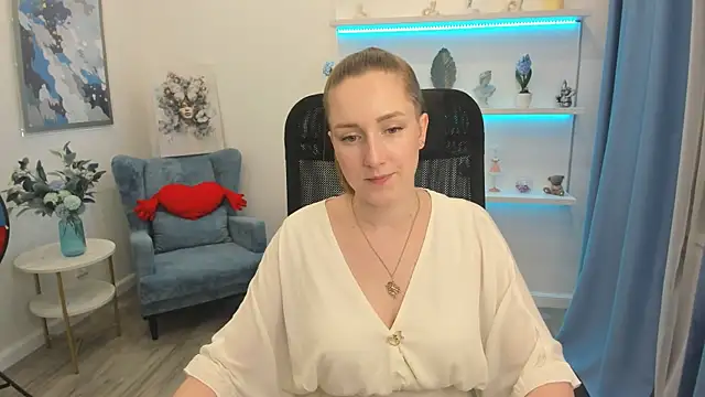 CaseyTerini online show from June 9, 11:31 am