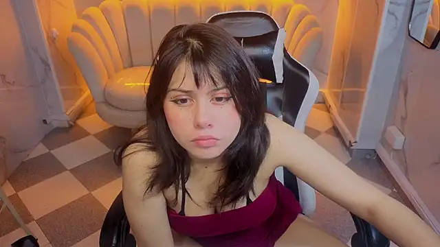 Valerie moon b online show from April 25, 1:41 pm