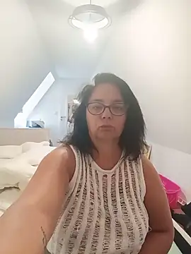 pulpeuse64 online show from June 6, 7:36 am