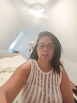 pulpeuse64 online show from June 7, 7:48 am