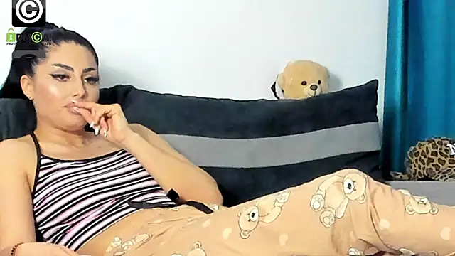 CindyTail online show from April 22, 2:52 am