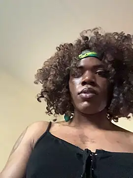 frenchiego online show from April 26, 7:00 pm