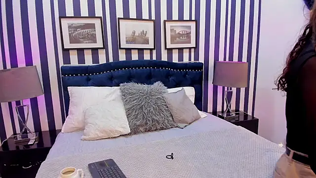 TherezaLarson online show from April 27, 11:51 am