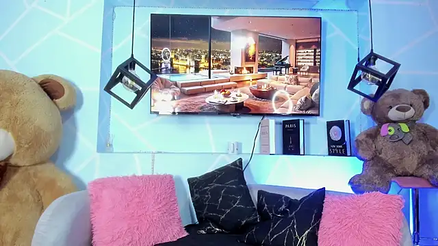 amy noa online show from April 22, 2:52 am