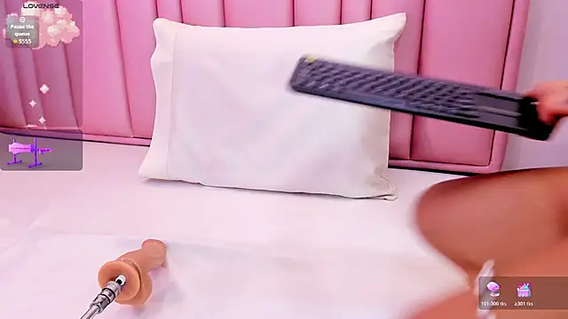 honey sweety  online show from February 28, 4:56 am