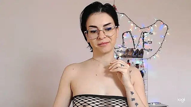 emacandy online show from April 16, 4:35 am