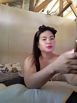 Zyramae 25 online show from April 22, 6:43 am