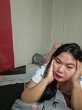 Zyramae 25 online show from March 25, 1:58 pm