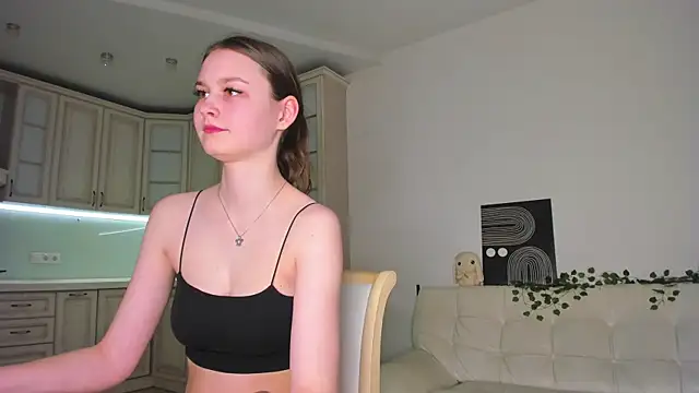 pink banny online show from April 14, 8:09 pm