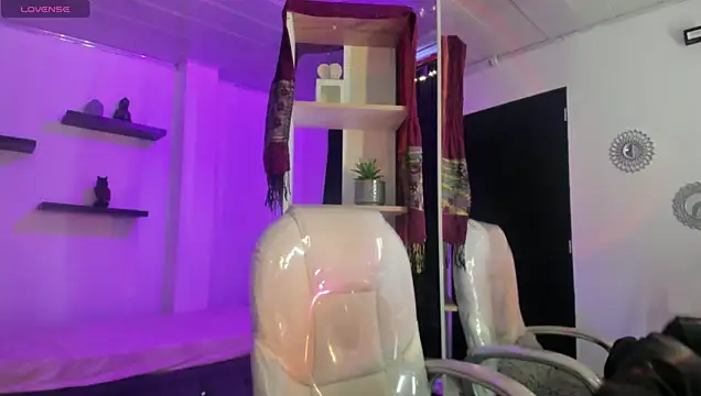 Miniadelf online show from April 21, 8:38 pm