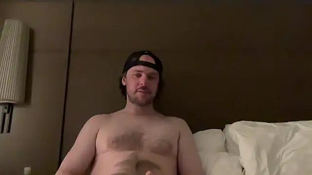 mr mrs glitter online show from March 9, 4:48 am