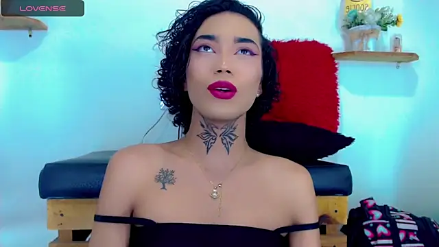 Darianna Atehortua online show from March 4, 9:54 pm