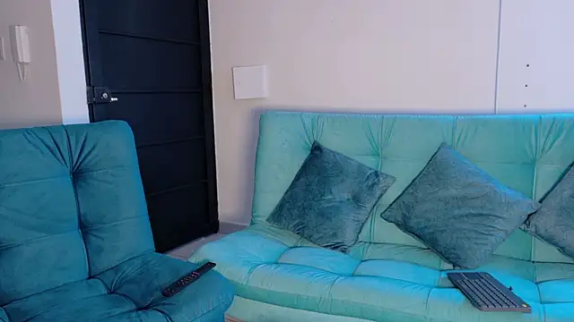 AnaisDream  online show from March 8, 5:50 pm