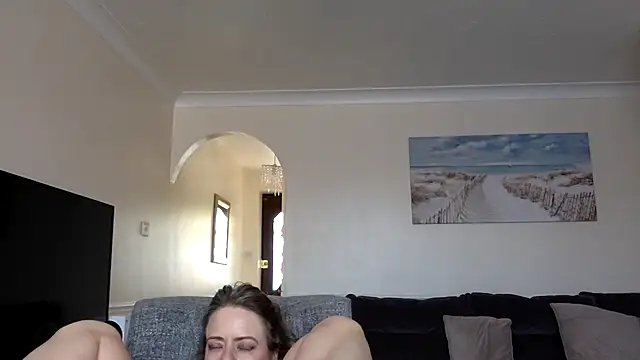 ElizabethArden42- online show from April 28, 10:41 am