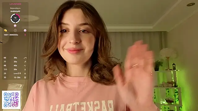 LeanneDinkle online show from February 14, 4:58 am