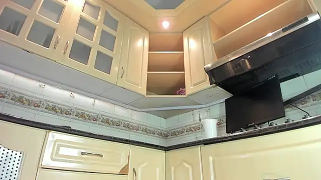 KiaraEverly online show from April 25, 1:41 pm