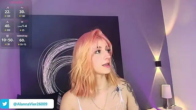 AlannaViera online show from April 21, 8:27 pm