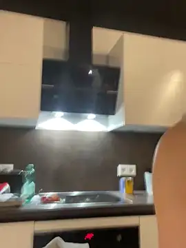 Just-Lilly online show from April 20, 6:22 pm