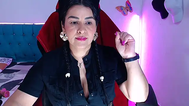 hotsweet-69 online show from April 22, 5:15 am