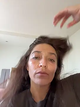 Emmablue10 online show from February 18, 6:51 pm