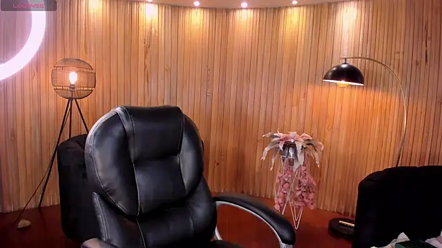 KyomiVelvet online show from April 23, 7:16 pm