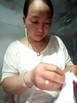 baby 112233 online show from April 23, 6:54 am