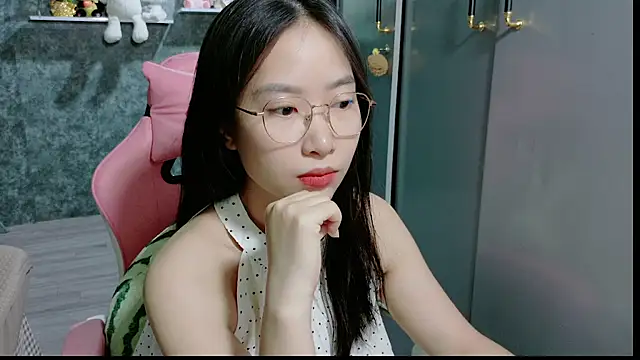 Linne6789 online show from June 5, 6:52 am