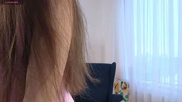 PamTrower online show from March 12, 3:09 am