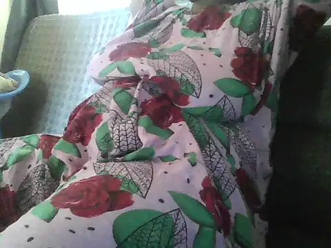 Honeybloom1 online show from February 9, 10:50 am