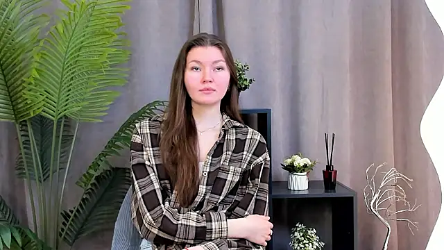 TobiMillinor online show from February 4, 10:07 am