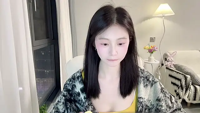 DYyyyyy-- online show from April 25, 11:24 am