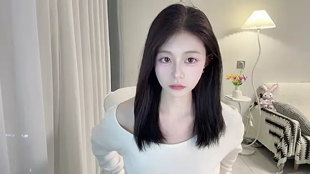 DYyyyyy-- online show from April 21, 11:06 am