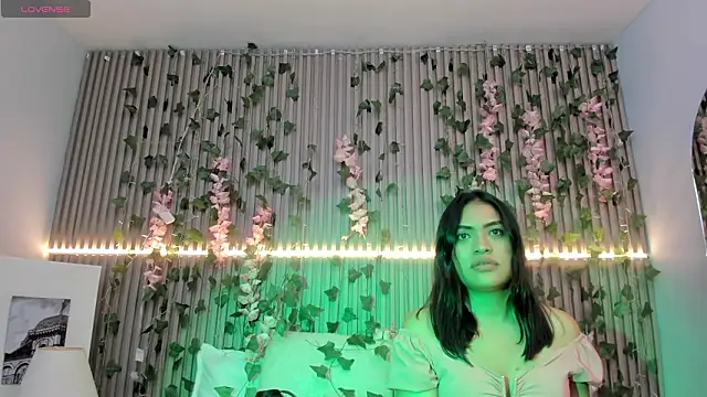 Georgia Vega online show from March 10, 7:40 pm