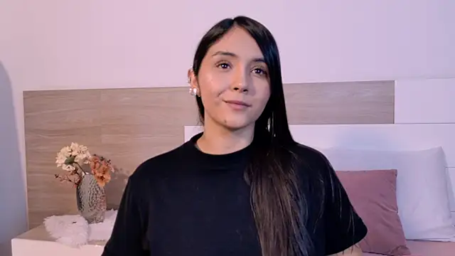 AlisonLamer online show from April 10, 8:48 pm