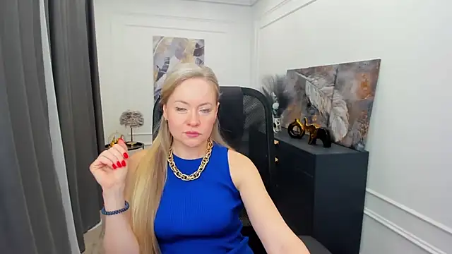 CharlotteKerti online show from March 18, 7:19 pm