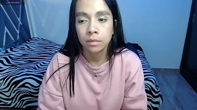 paula lopez   online show from April 23, 10:01 pm