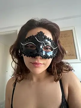 honeymuse online show from July 2, 11:38 am