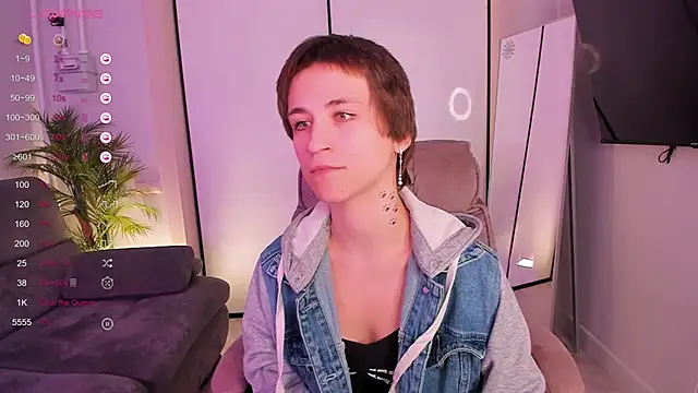 AutumnWhisper online show from February 3, 9:29 pm