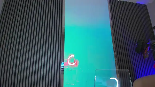 MissObsidian online show from April 23, 8:33 pm