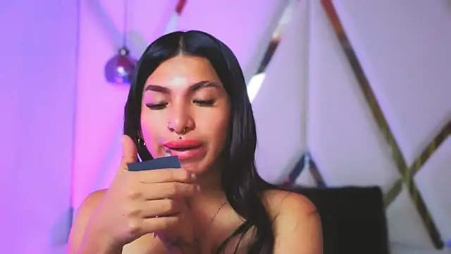 MeelFox online show from April 14, 1:22 pm