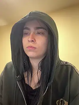 Sara Fernandez  online show from April 23, 1:57 pm