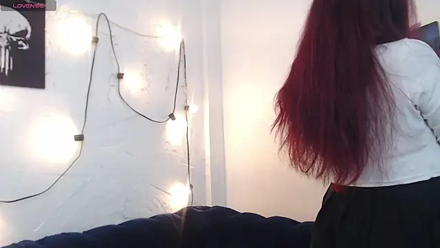 CarolRousee online show from April 22, 7:44 pm