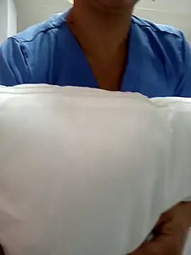 -Serena  online show from April 27, 1:19 pm