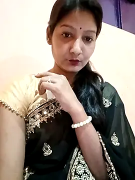 Ayesharani1 online show from April 4, 4:50 pm