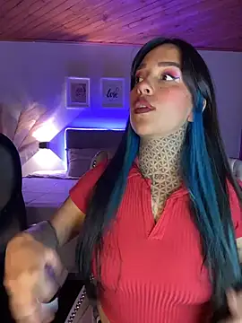 Annie Alicee online show from April 25, 11:35 pm