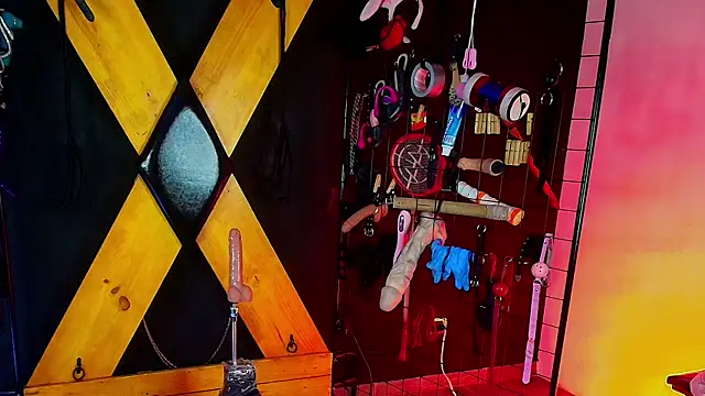 Judith Mature bdsm online show from March 24, 12:54 pm