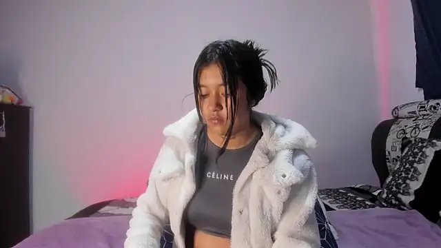 Sharlottee   online show from March 8, 10:30 am