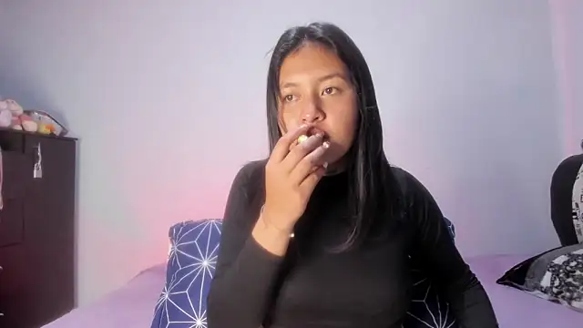 Sharlottee   online show from March 11, 6:39 am