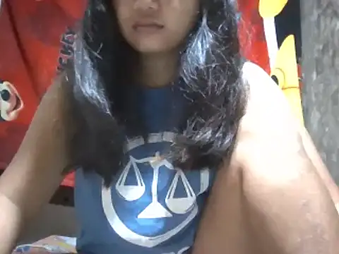 Pinaymorenabebe12 online show from February 19, 9:13 pm