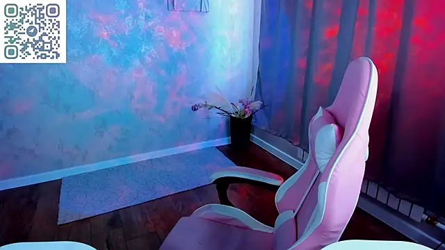 Kira G0ld online show from April 22, 9:17 am